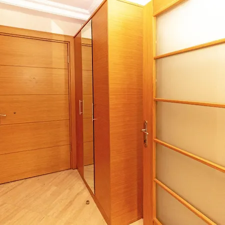 Paradise Town Belmaria Vilă *