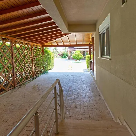 Paradise Town Belmaria *