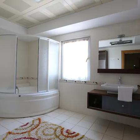 Вилла Paradise Town Belmaria